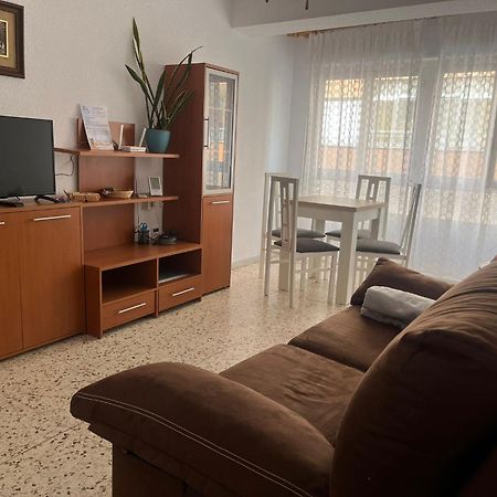 Uroczy Apartament Przy Playa De Los Locos Torrevieja Exterior foto